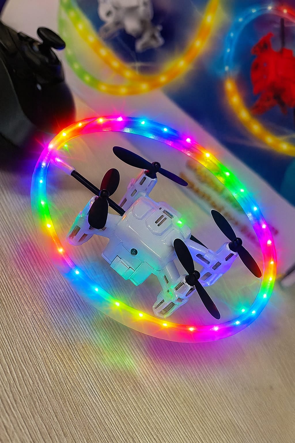 Drone con Luces LED 360° – Deformed Ligh